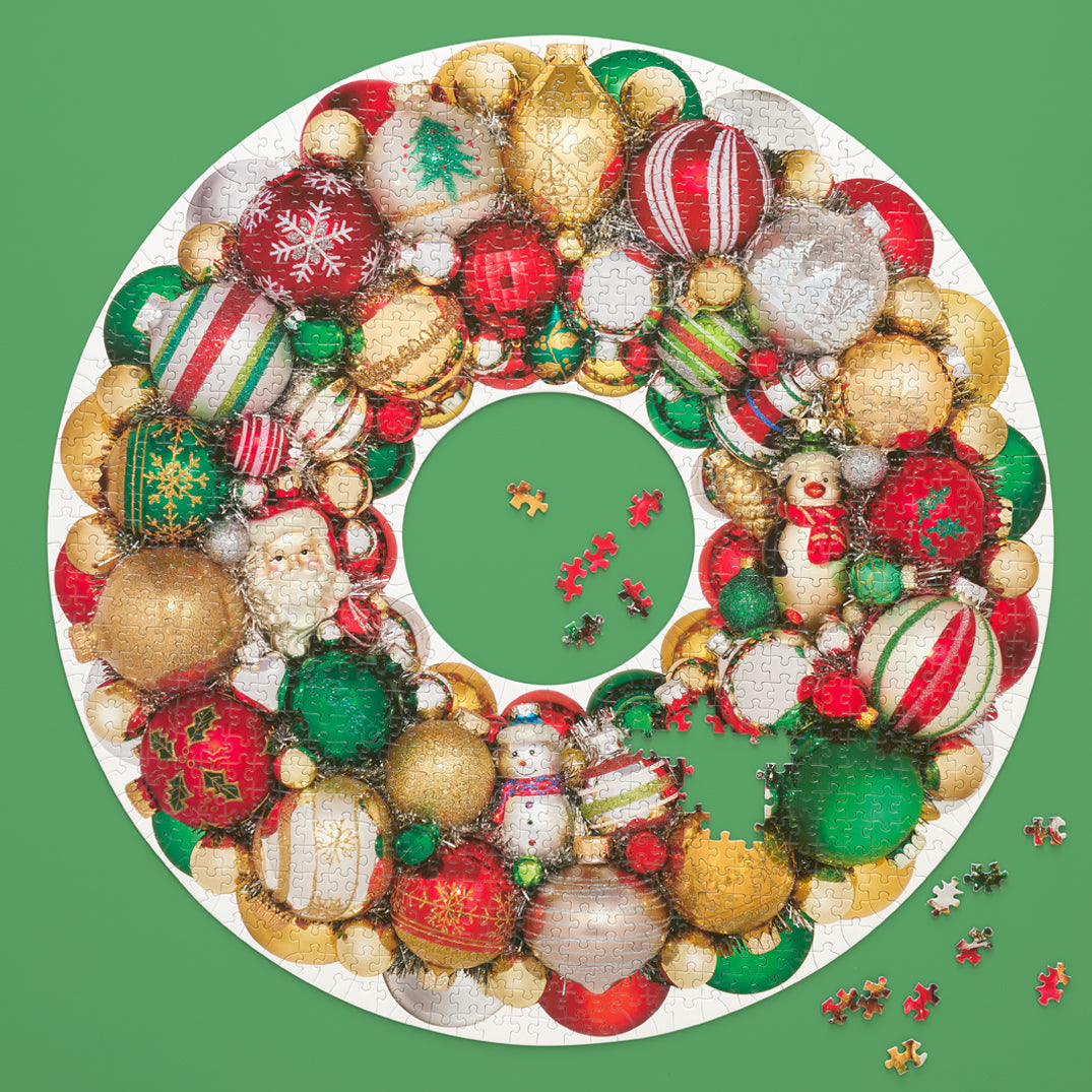 Holiday Ornament Wreath 1000 Piece Puzzle